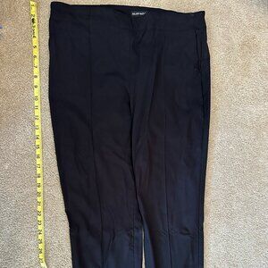 Woman black dress pants Size large